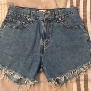 Levi’s - Cutoff High-rise denim shorts
